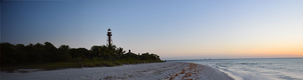 Lighthouse-Cafe West Coast Florida