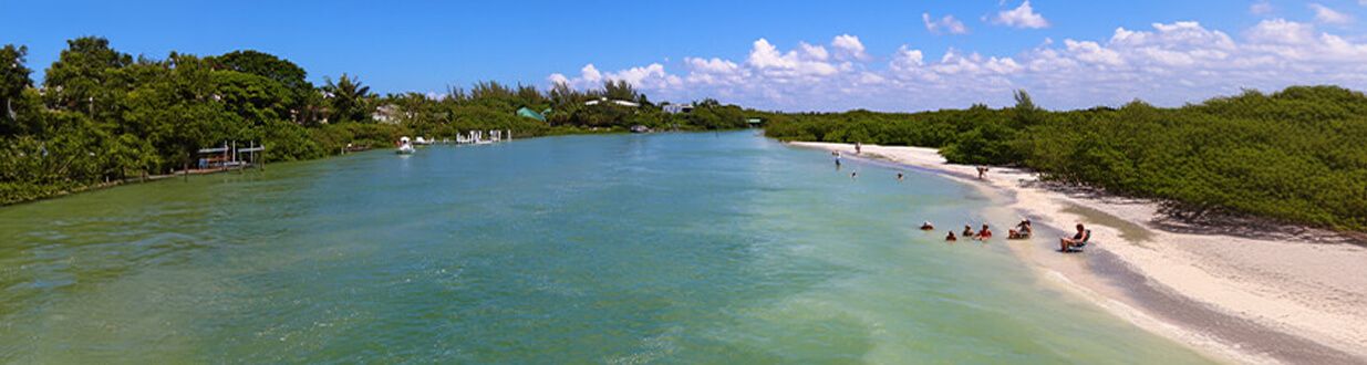 Blind-Pass-Beach-in-Florida