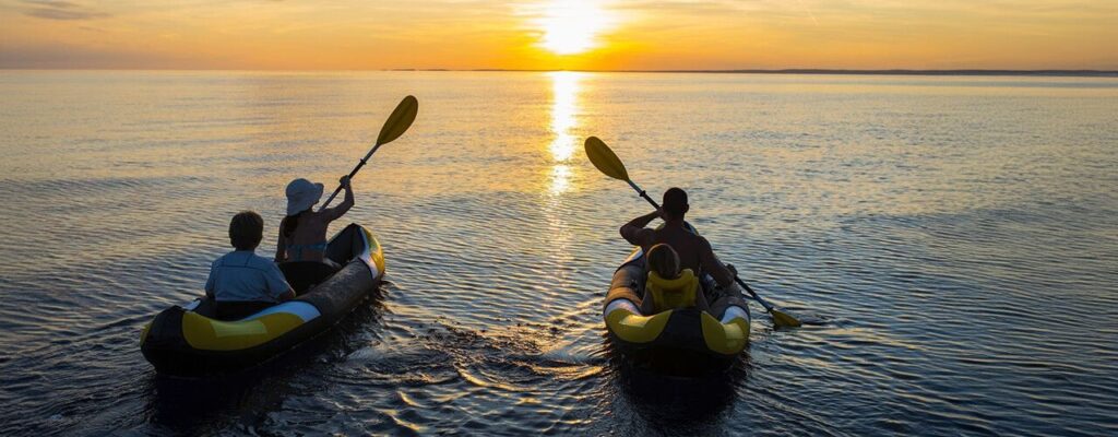 Port-Sanibel-Kayaking-at-sunset