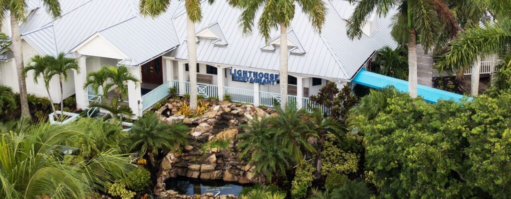 lighthouse-waterfront-restaurant